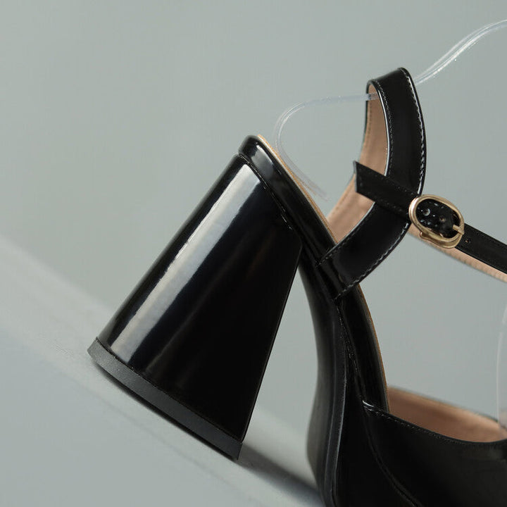 Estella Gloss Heels