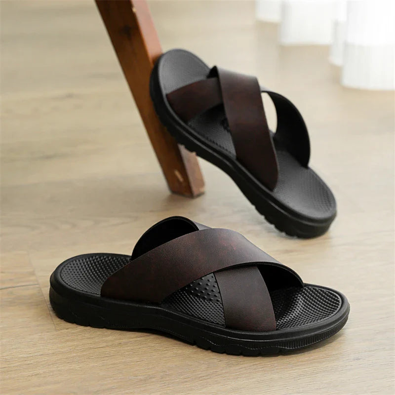 Venturo Leather Sandals