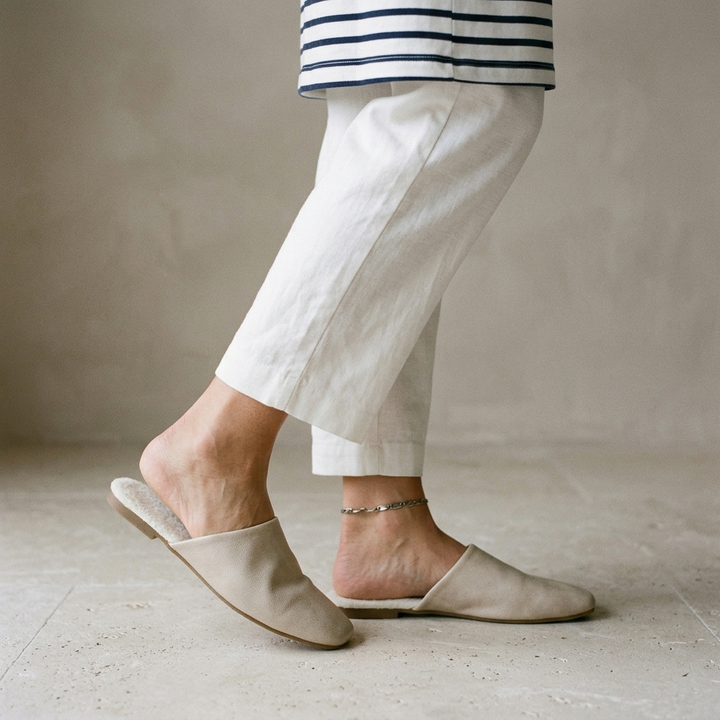 Noto Leather Mules